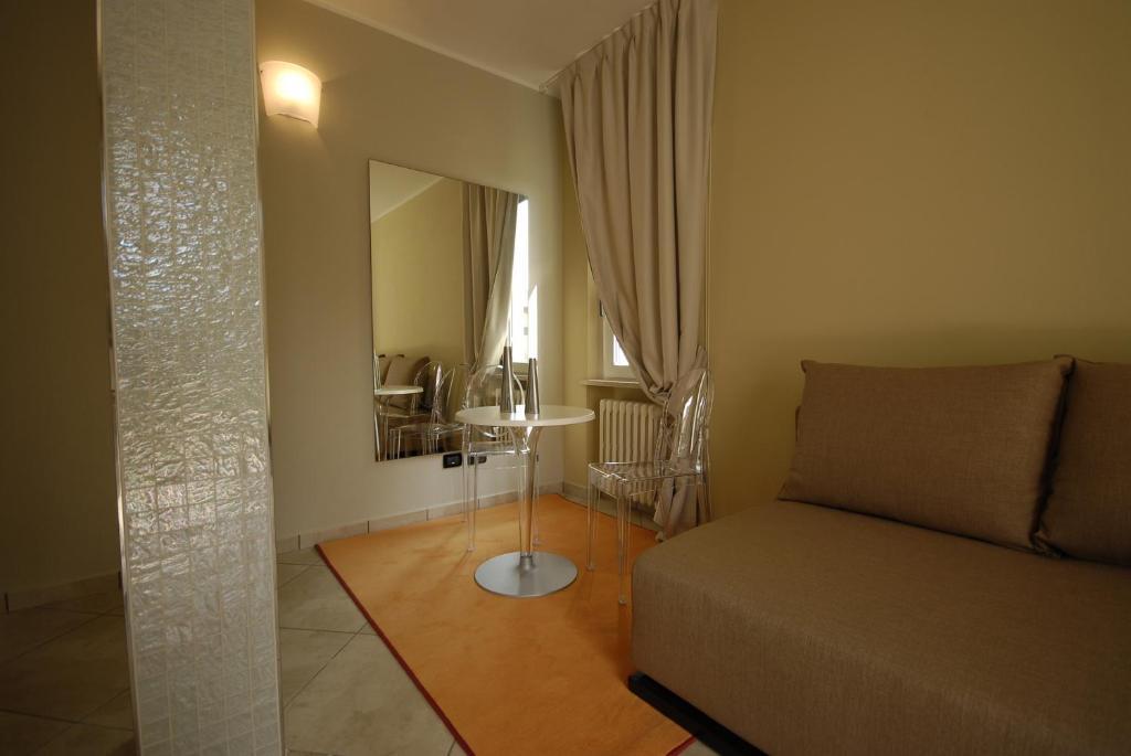 بسكييرا ديل غاردا Relais Corte Bergamini الغرفة الصورة