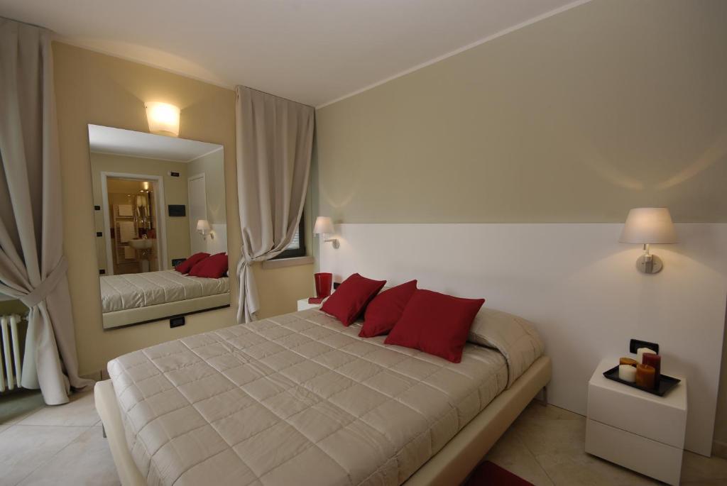 بسكييرا ديل غاردا Relais Corte Bergamini الغرفة الصورة