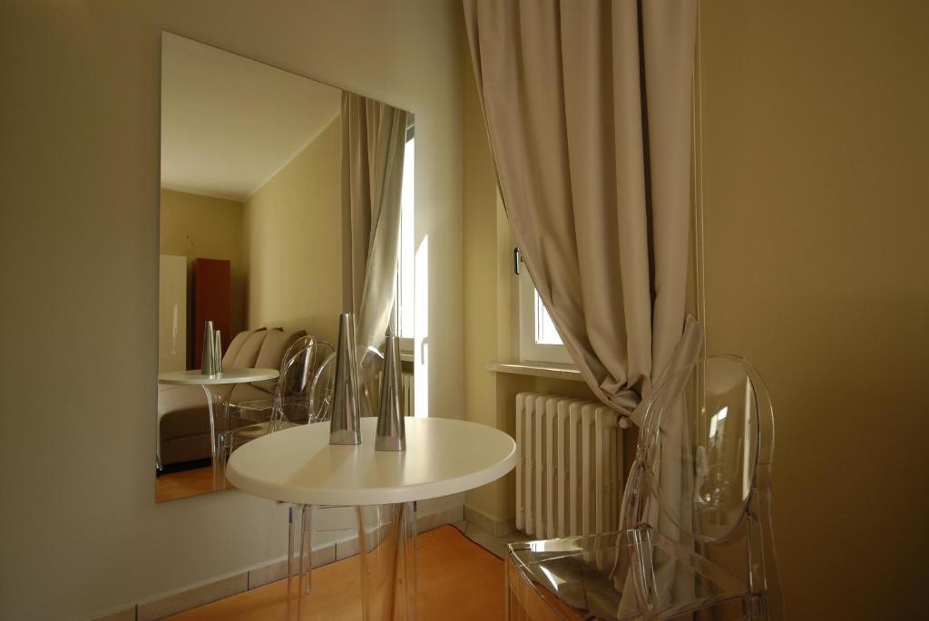 بسكييرا ديل غاردا Relais Corte Bergamini الغرفة الصورة